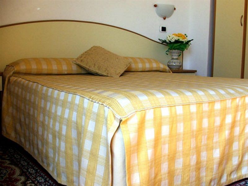 Villa Greta Hotel Rooms & Suites Taormina Exterior foto